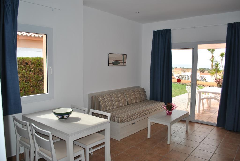 Apartamentos Mar Blau Son Bou Εξωτερικό φωτογραφία
